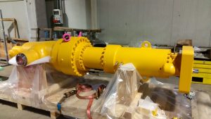 Verniciatura componenti subsea sottomarini subacquei (2)
