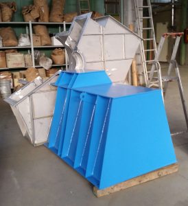Reparto di verniciatura industriale per conto terzi (2)